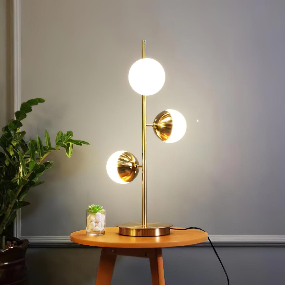 LED Baumlampe Doppler – Moderne Eleganz mit Glas-Kugeln