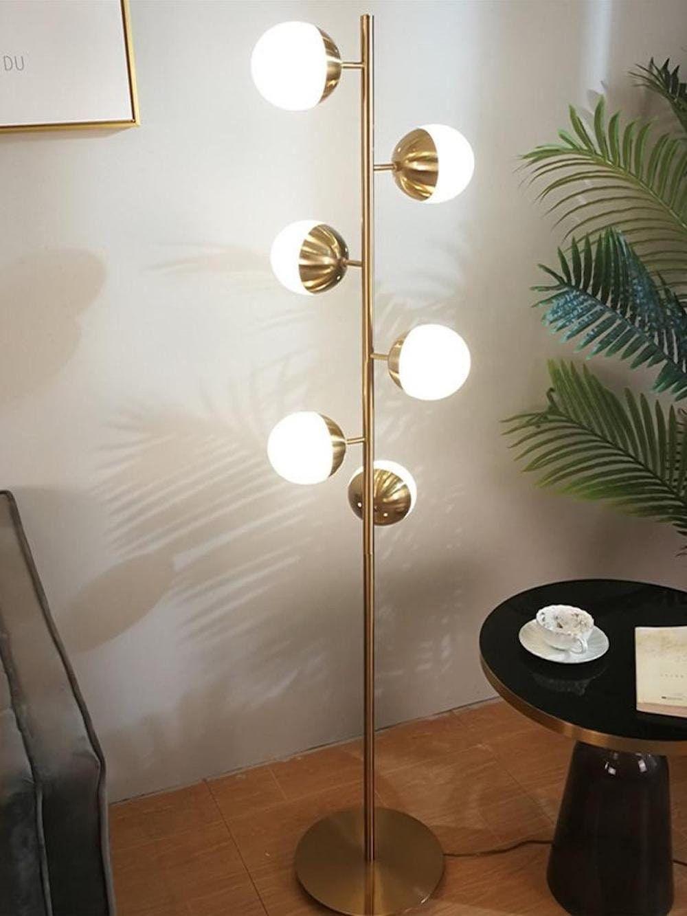 LED Baumlampe Doppler – Moderne Eleganz mit Glas-Kugeln