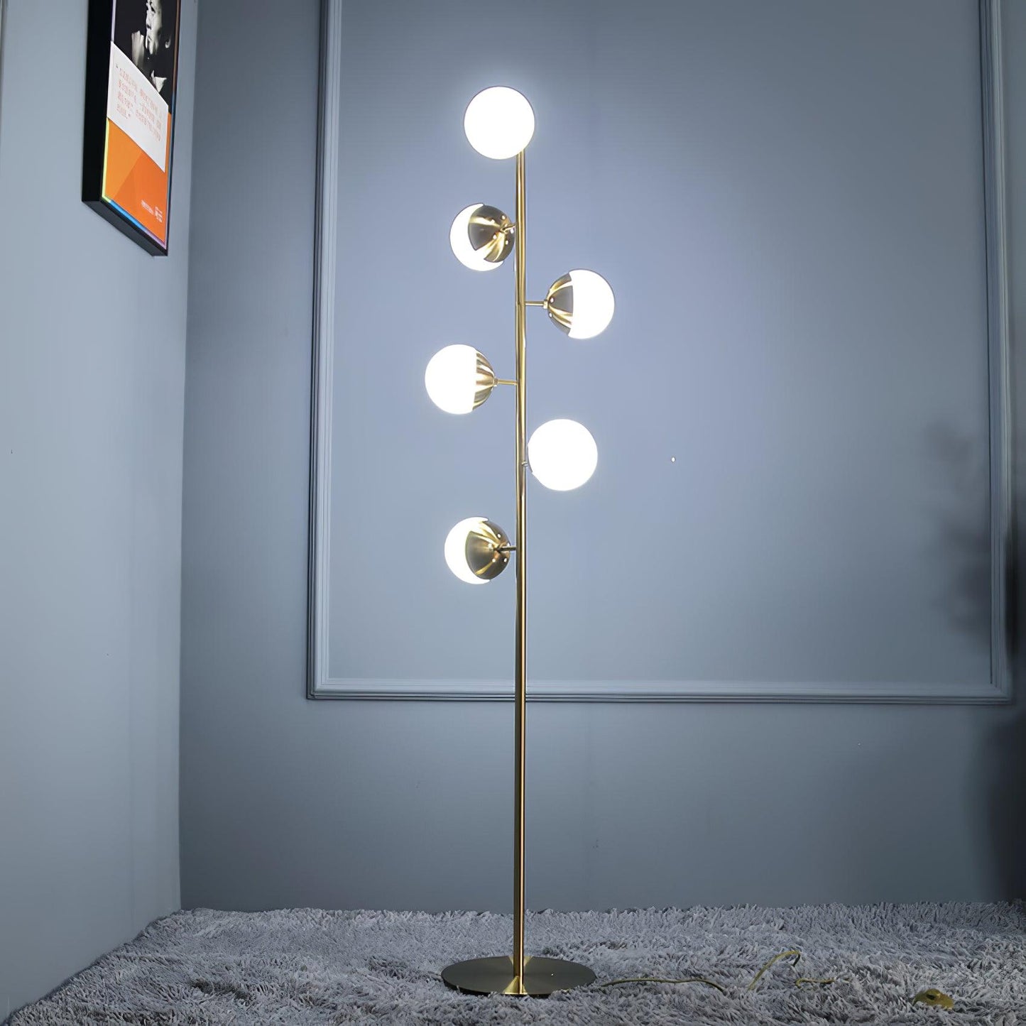 LED Baumlampe Doppler – Moderne Eleganz mit Glas-Kugeln