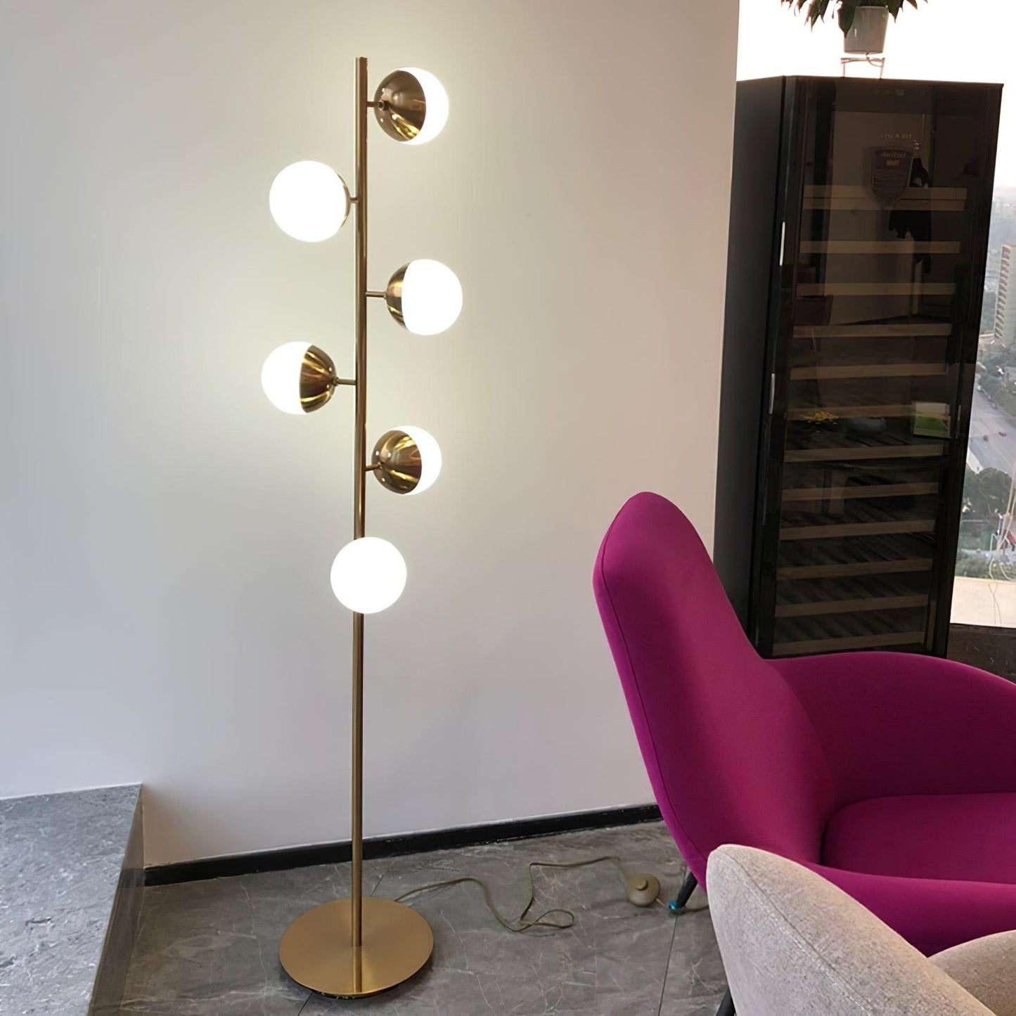 LED Baumlampe Doppler – Moderne Eleganz mit Glas-Kugeln