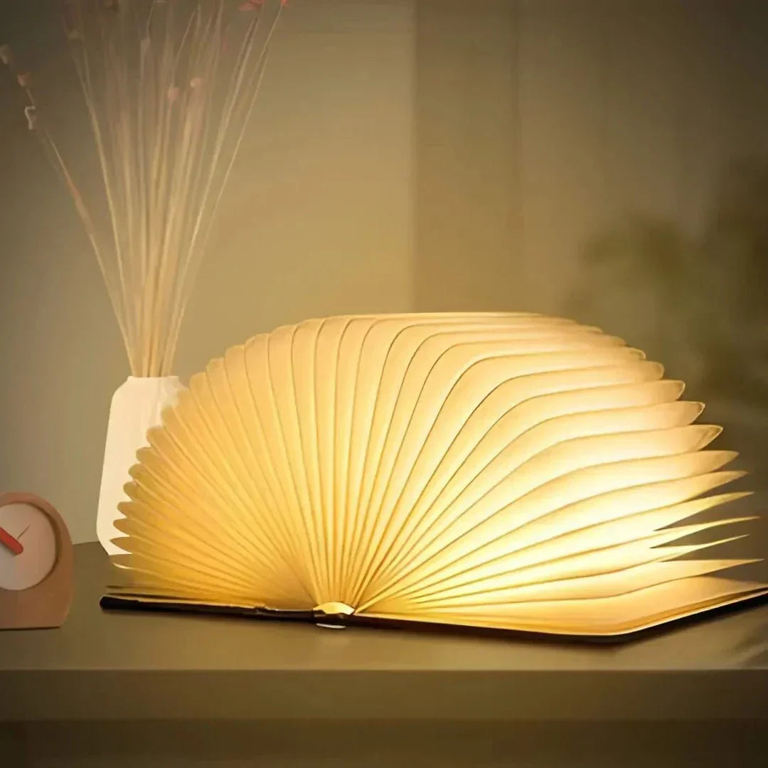 Lampe Buch Verzaubert - LED Lampe in Form eines Offenen Buches mit Touchsteuerung
