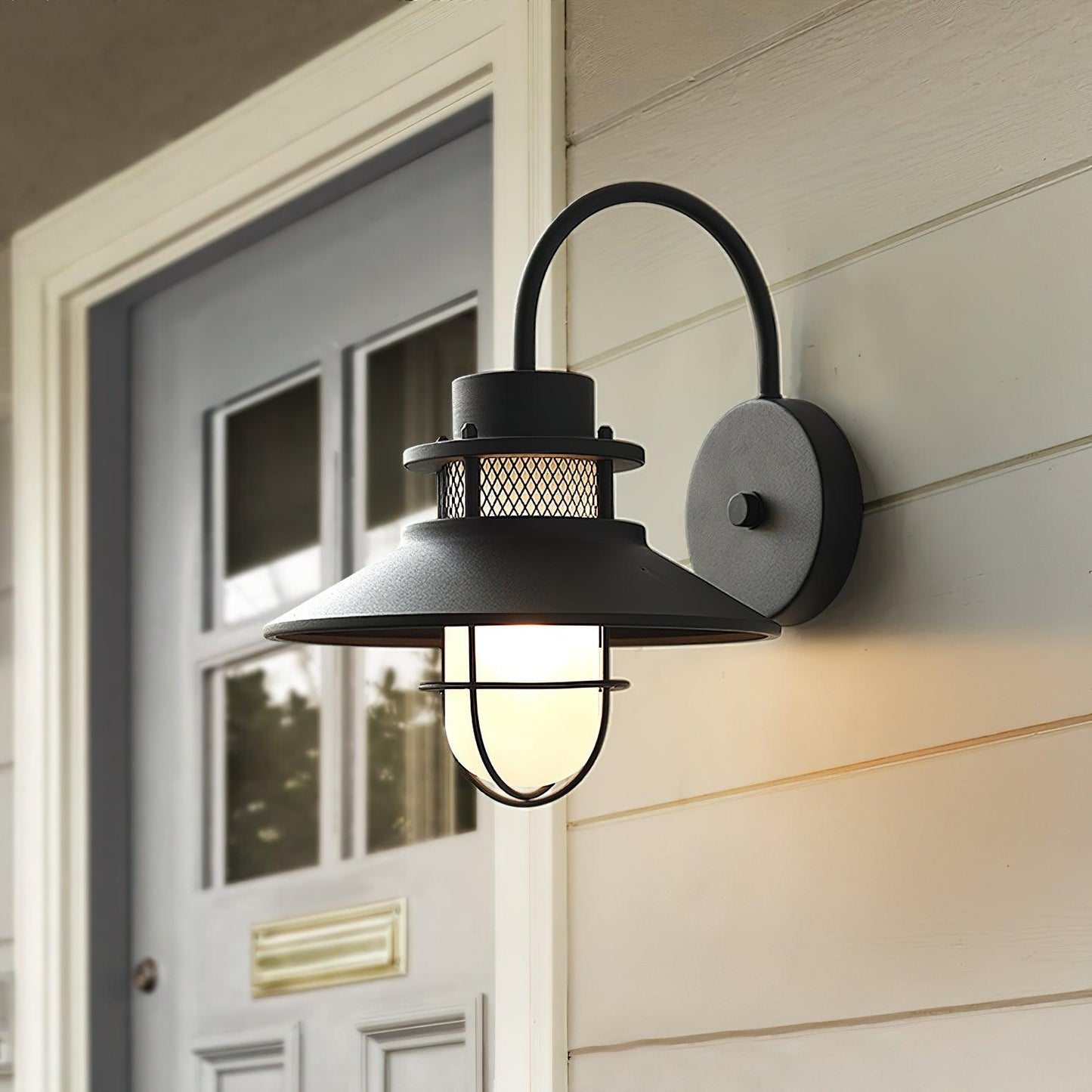 Garduru Außenwandleuchte – Wetterfeste LED-Laterne im Industrie-Stil (IP65)