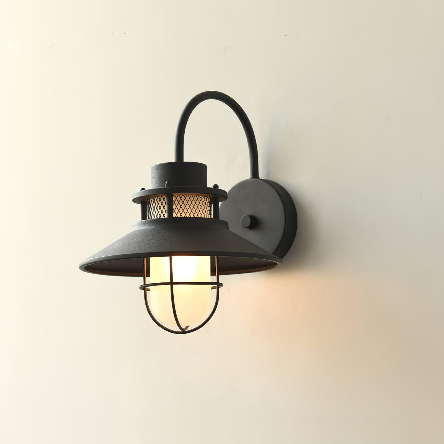 Garduru Außenwandleuchte – Wetterfeste LED-Laterne im Industrie-Stil (IP65)