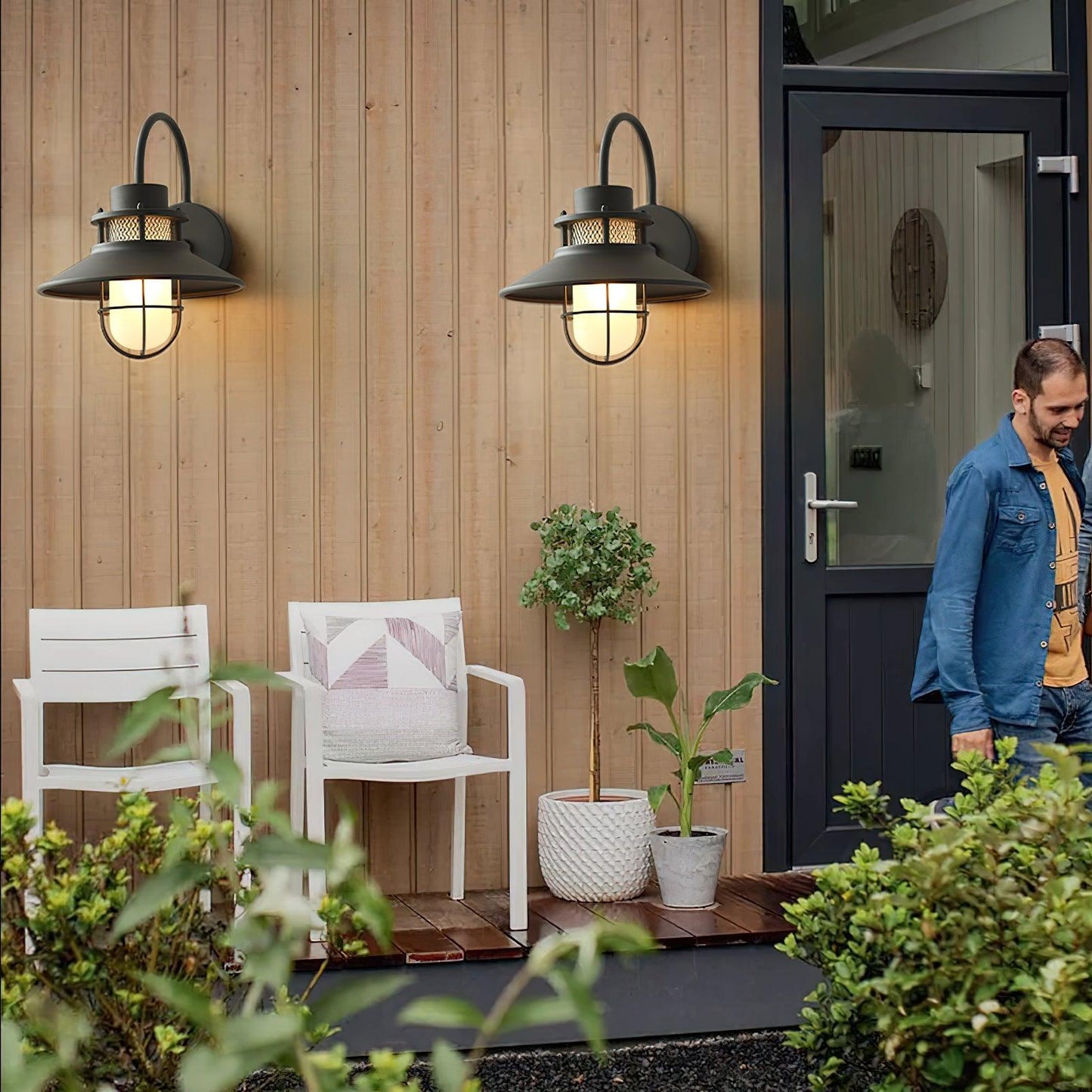 Garduru Außenwandleuchte – Wetterfeste LED-Laterne im Industrie-Stil (IP65)