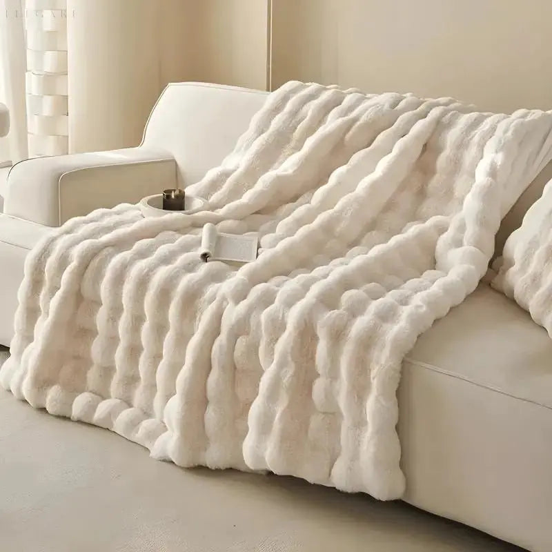 Wärmende Decke – warme Decke für den Winter – Sofa