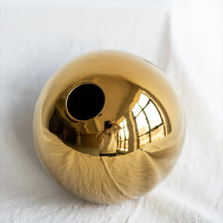 Garduru - Schöne goldene Keramikvase