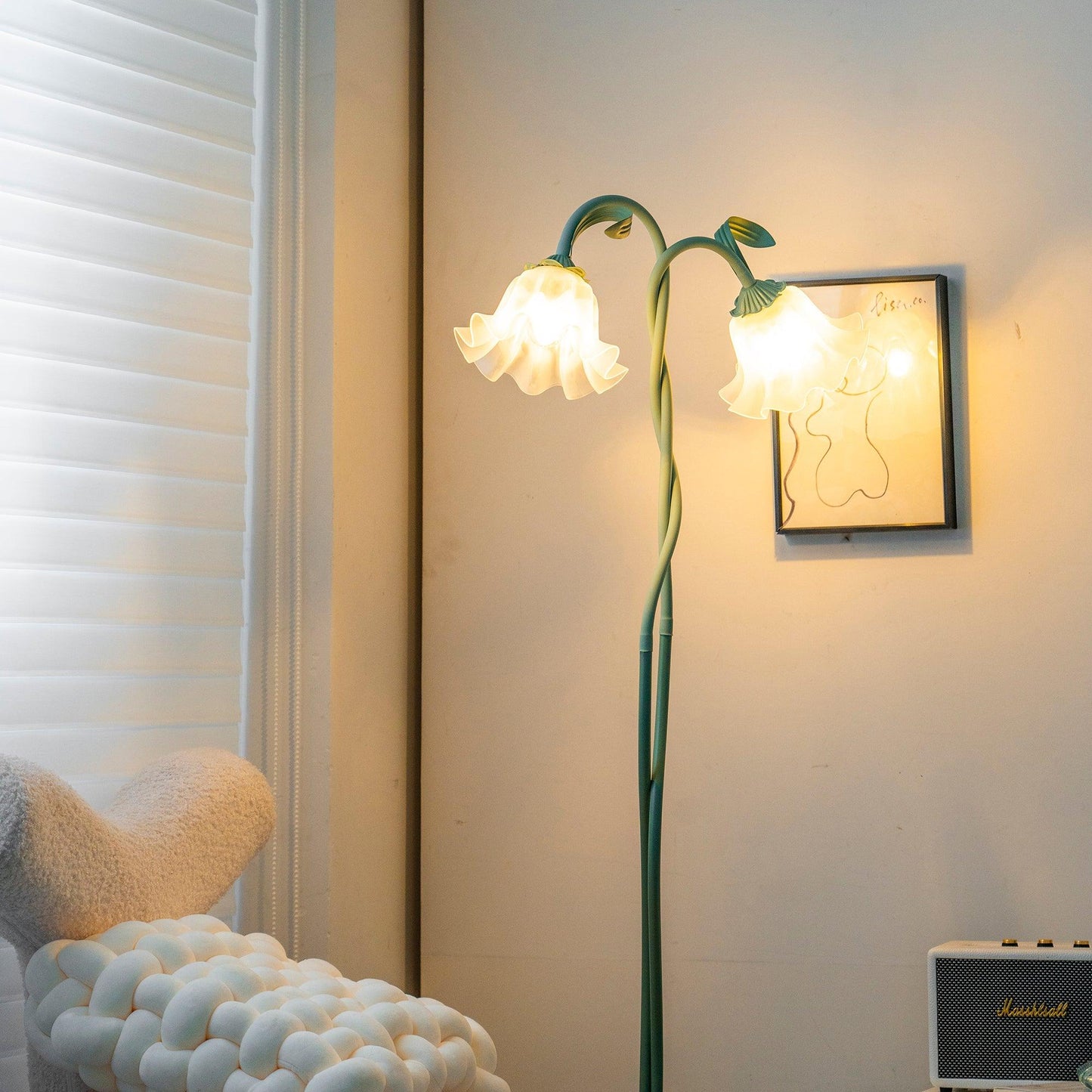 Stehlampe Calla Flowers – Elegante Beleuchtung mit weißen Blumen und raffiniertem Design
