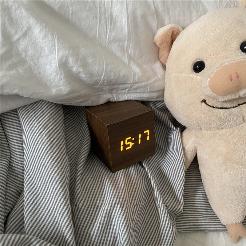 Wood O'clock Digitaluhr & Wecker