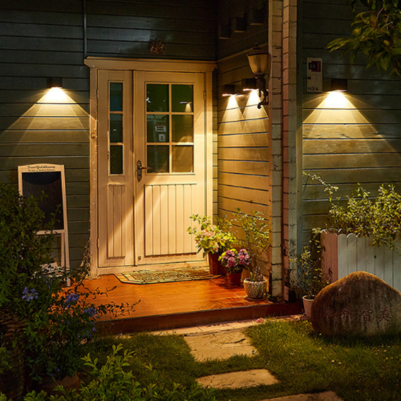 GlowBeam – Elegante Außenwandlampe für stimmungsvolle Beleuchtung