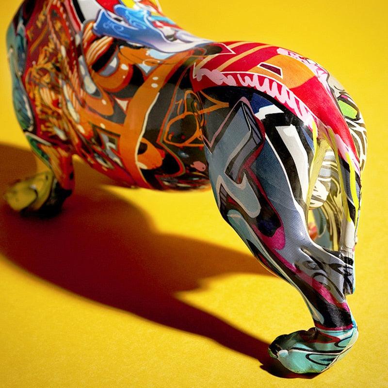 Tischdeko Dackel aus Kunstharz im Pop-Art-Stil