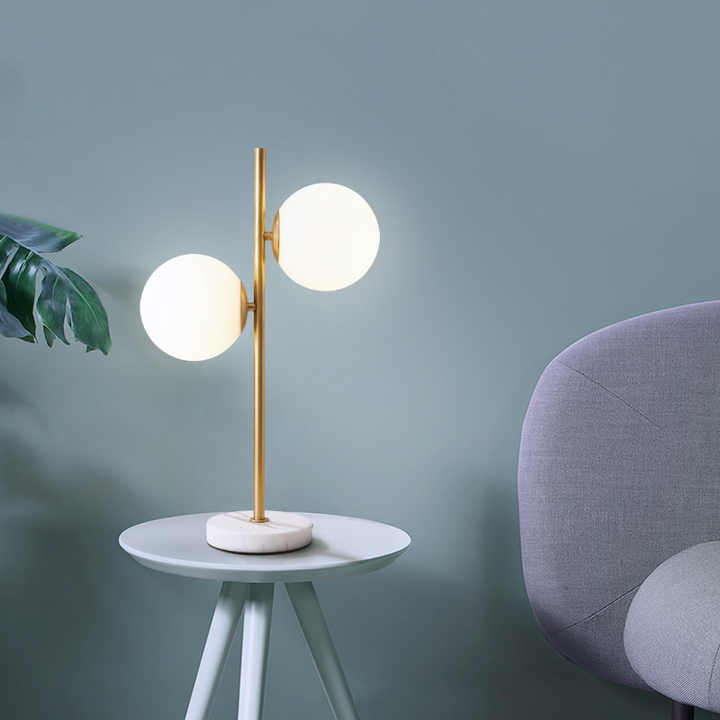Castel™ Wireless LED Tischlampe – Wiederaufladbares & Touch-Dimmbares Licht