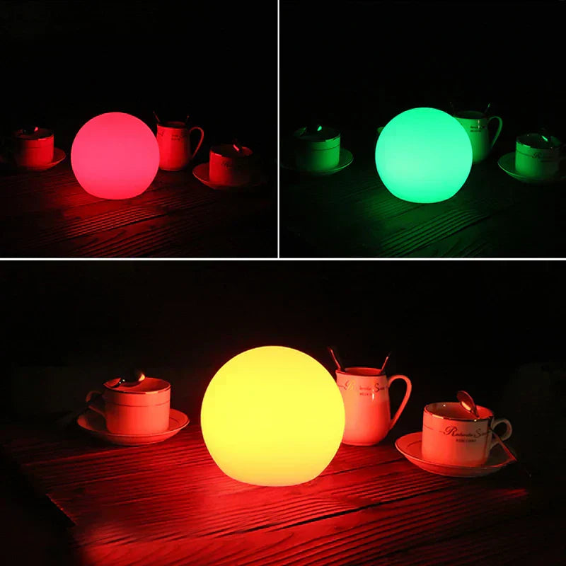 AuraBall | Tischlampe LED mit dynamischem Farbwechsel