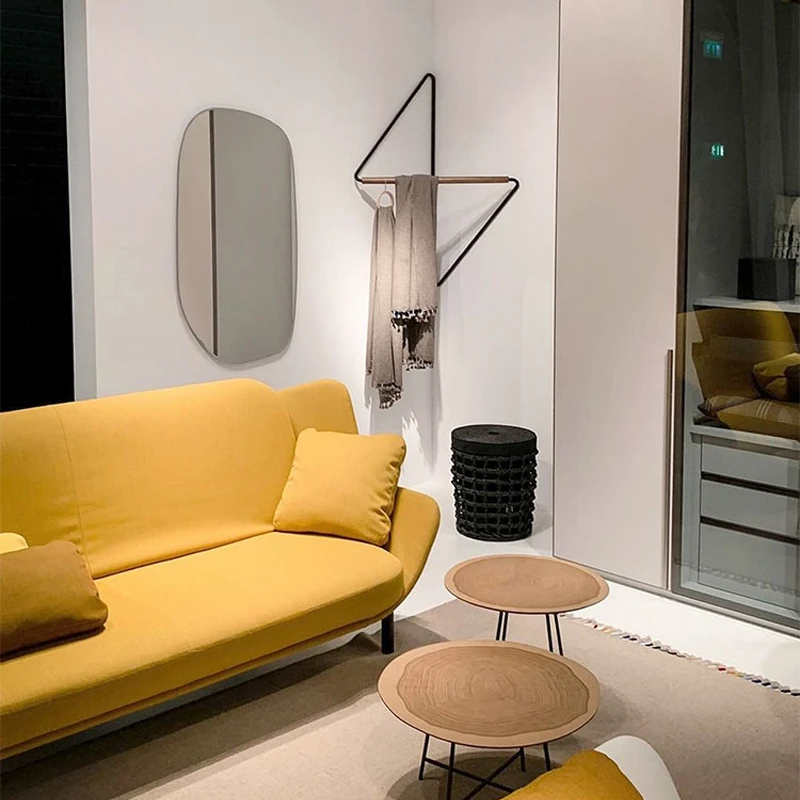 Hammond Ecke Hängeregal Wandkleiderständer für elegantes Interieur