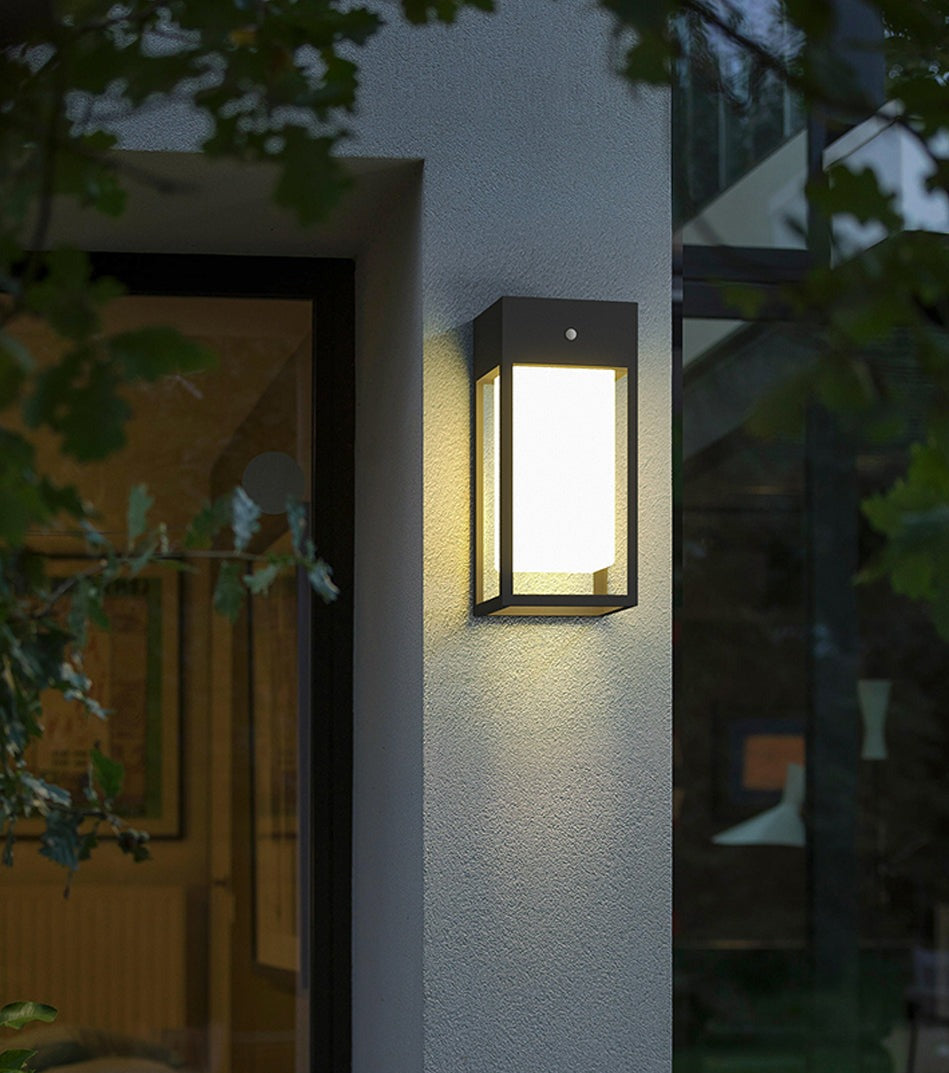 Smart Outdoor Solar Wandlampe | SolarGlow