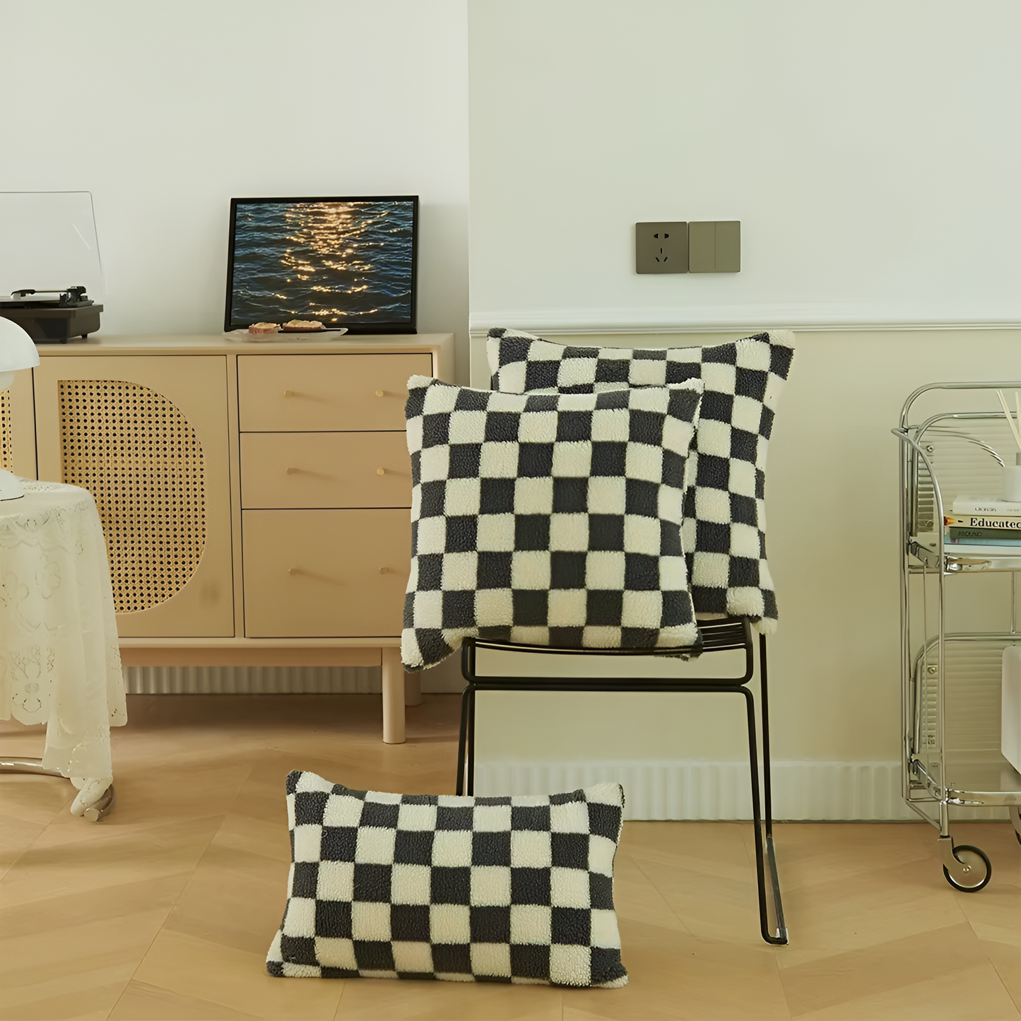 Schickes Kissenbezug im Schachbrettmuster in Matcha Grün und Reichhaltigem Kaffee Braun