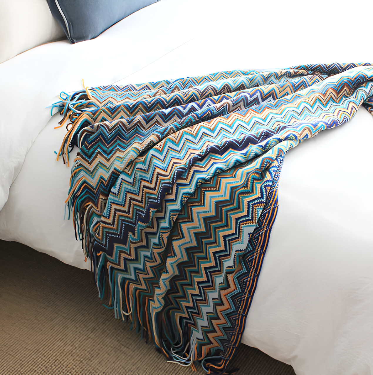 AcrylZag Plaid - Leichte handgestrickte Boho-Fleecedecke mit Quastendesign