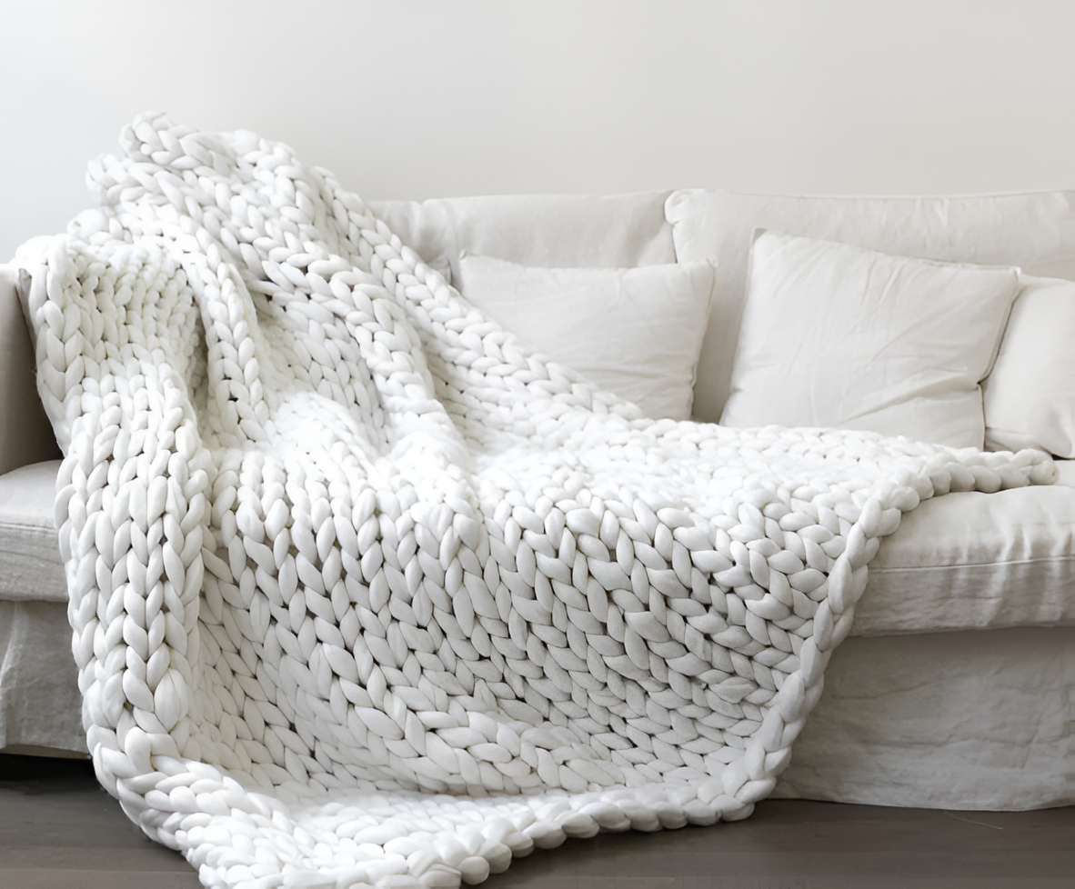 BraidKnit Plaid - Stylisch, Dicke, Atmungsaktive Fleece-Decke mit Flechtmuster