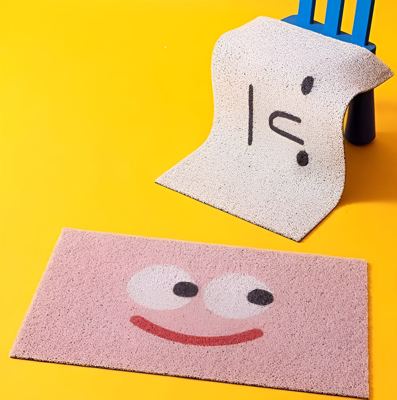 Cheeky Fußmatte - Niedlicher Smiley Bedruckter PVC Rutschfester Eingangsteppich