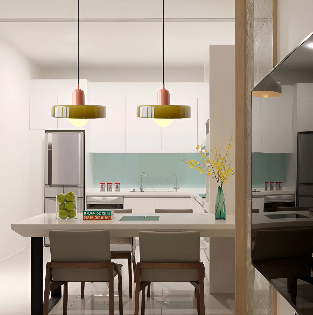 GlampGlow - Verstellbare und farbige Glaskonstruktion, moderne Wandleuchte