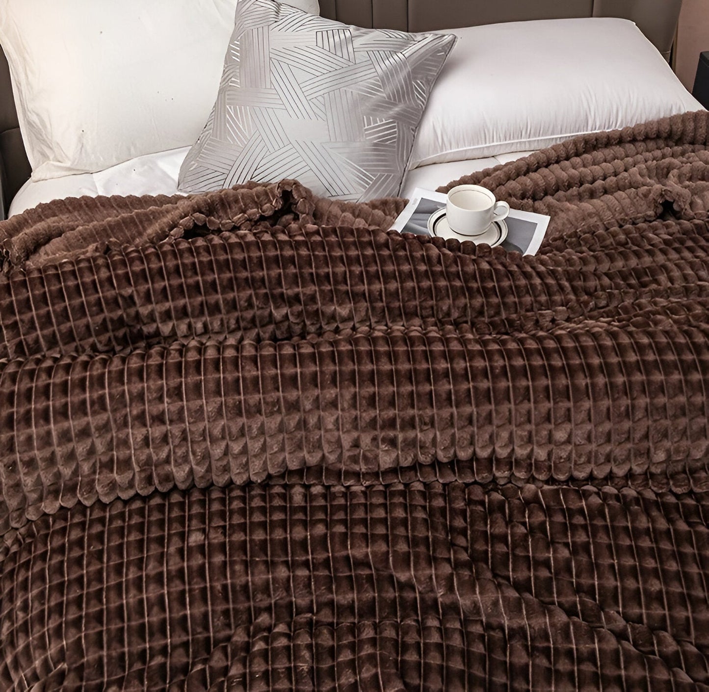 EliteWave Plaid - Ultraflauschige Strukturierte Korallfarbene Fleece Decke