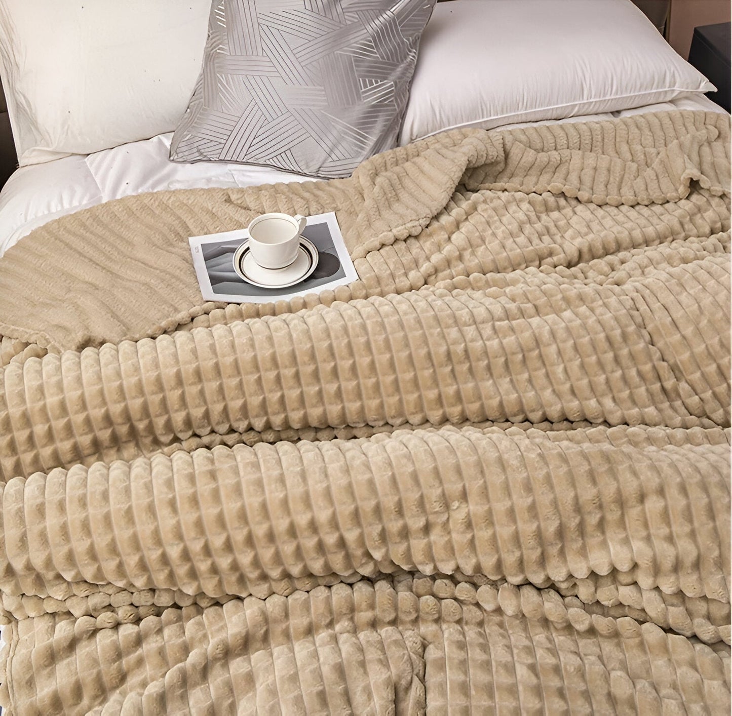 EliteWave Plaid - Ultraflauschige Strukturierte Korallfarbene Fleece Decke