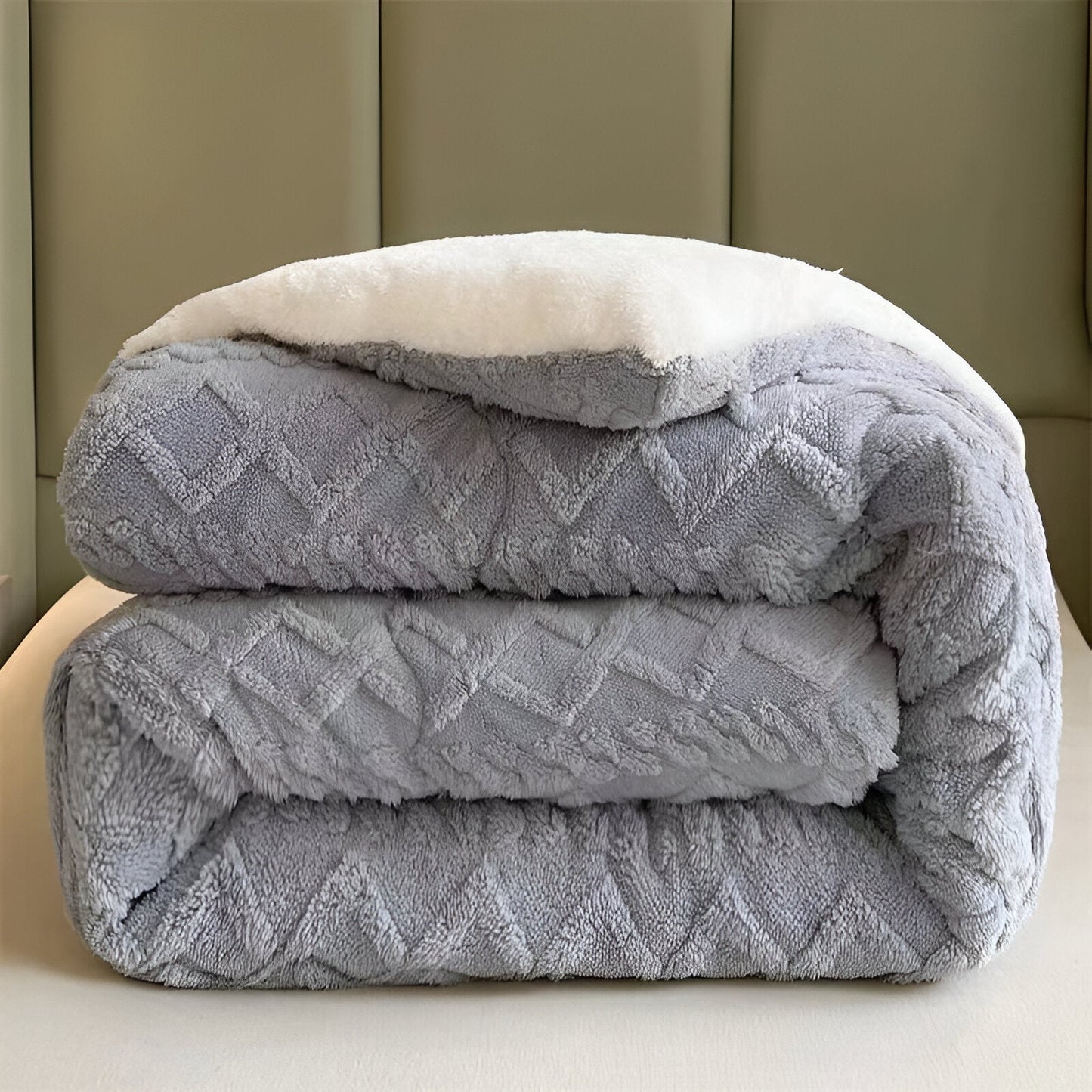 Fluff Fusion Bettdecke - Dicke doppelseitige Bettdecke mit Füllung - Geometrische Plüschbettdecke - Maschinenwaschbar