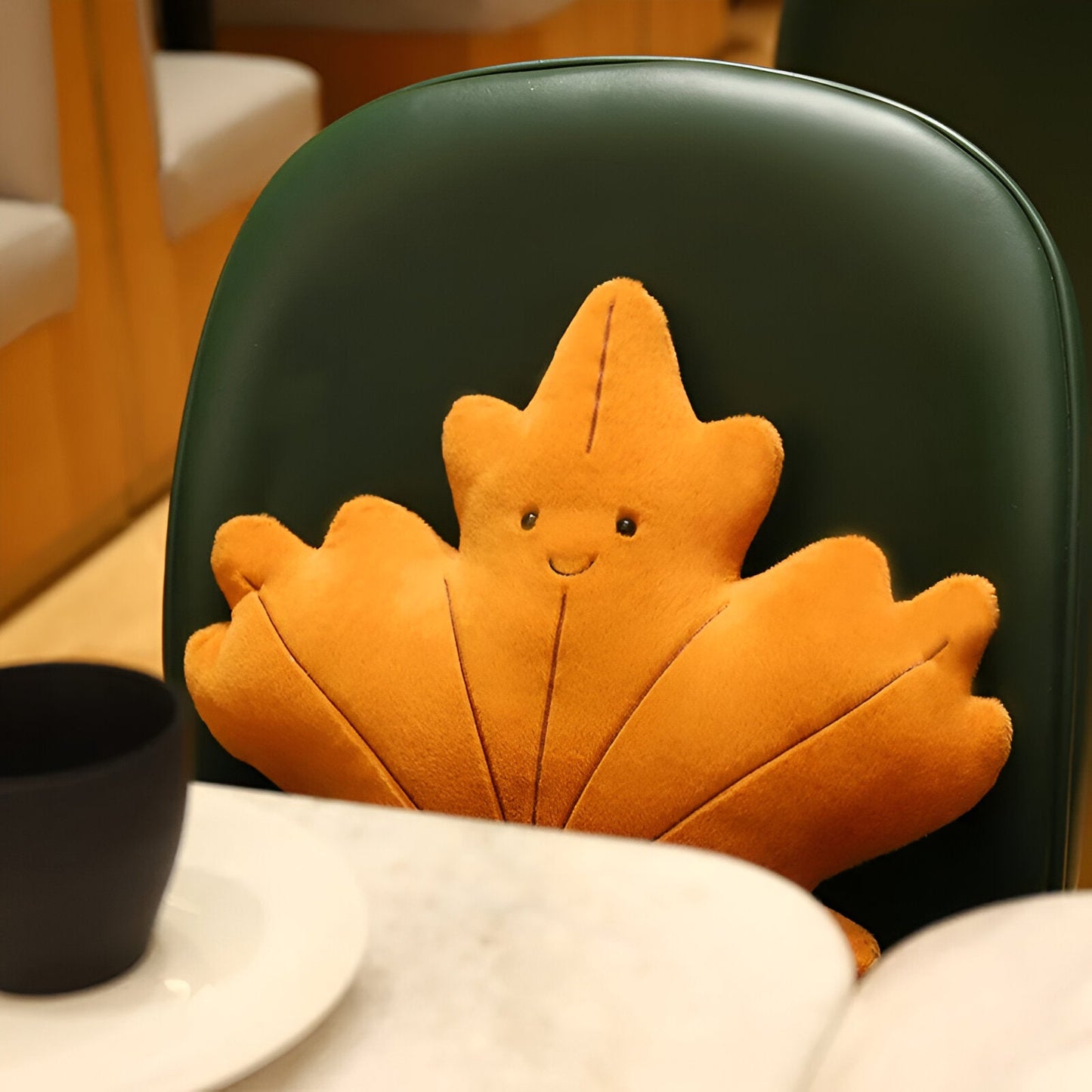 Folium Plüsch - Weich Gefüllte Blatt Deko Kissen
