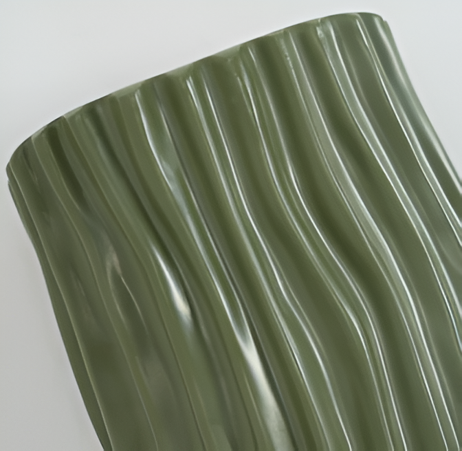 HuePleat Wandleuchte - Curvy Pleated Resin Wandlampe - Up and Down Wandleuchten Geführt