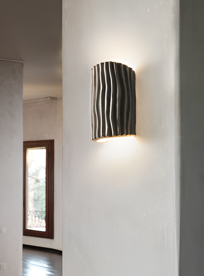 HuePleat Wandleuchte - Curvy Pleated Resin Wandlampe - Up and Down Wandleuchten Geführt