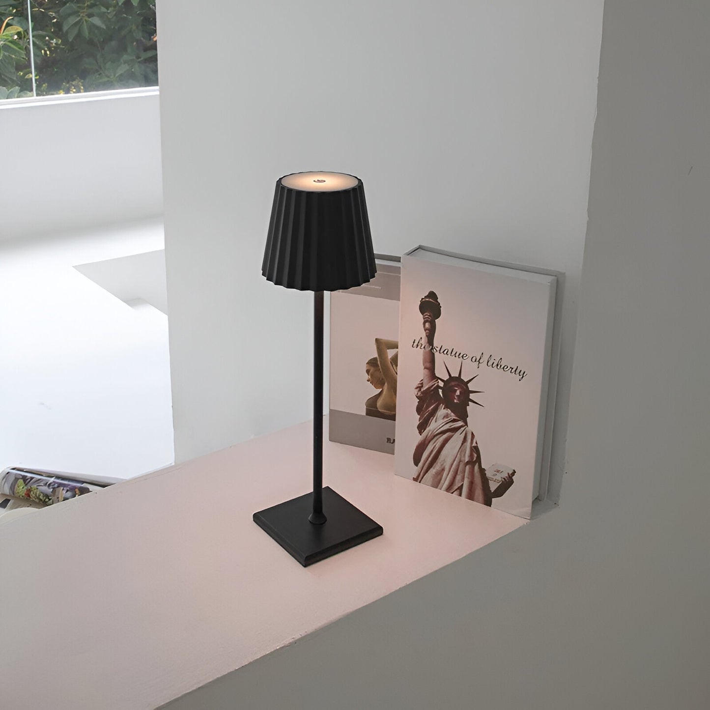 Garduru - LED Tischlampe kabellos, aufladbar und wasserdicht mit Touch-Bedienung