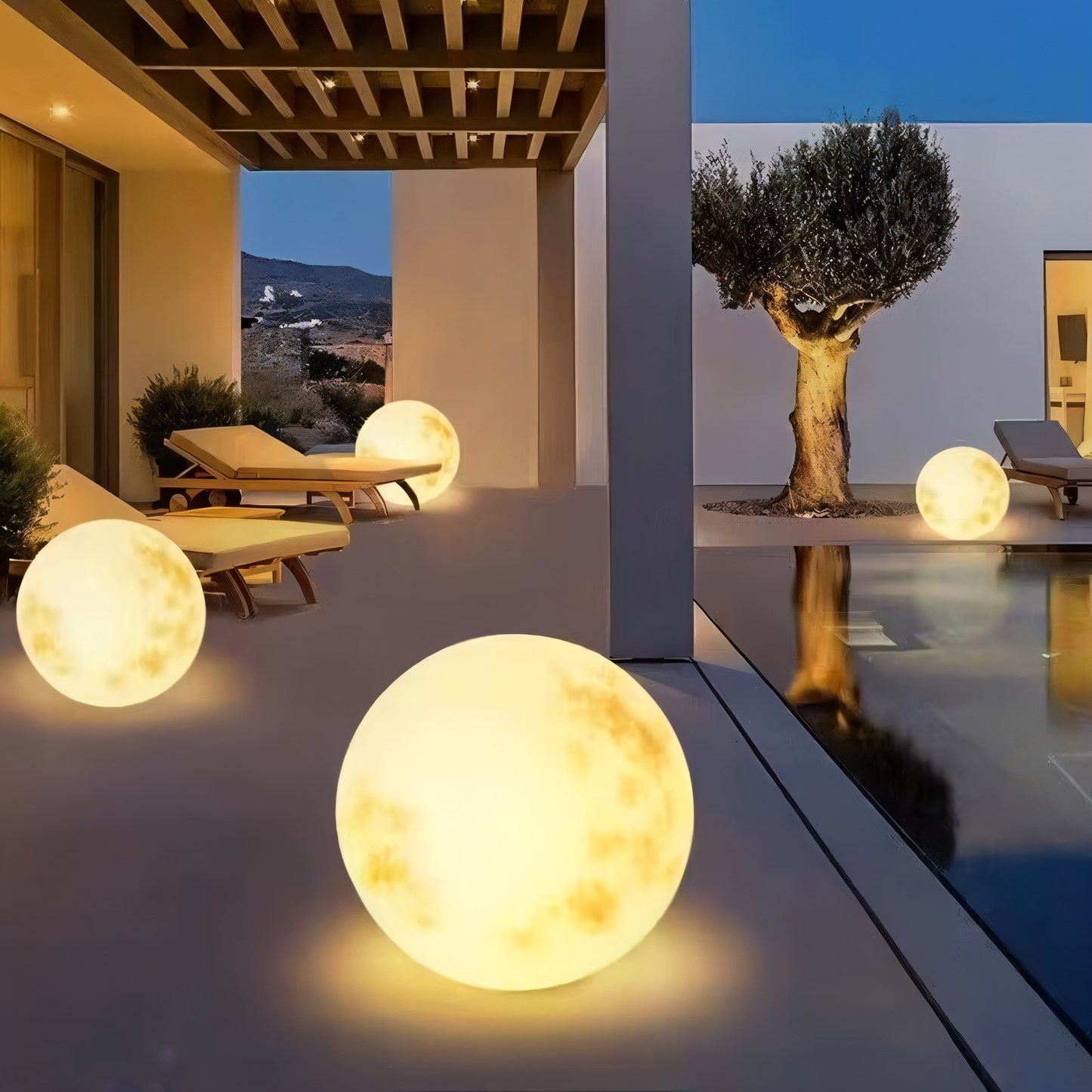 LunaLumena - Solar Mond Gartenbeleuchtung - IP65 Solarlampe Garten
