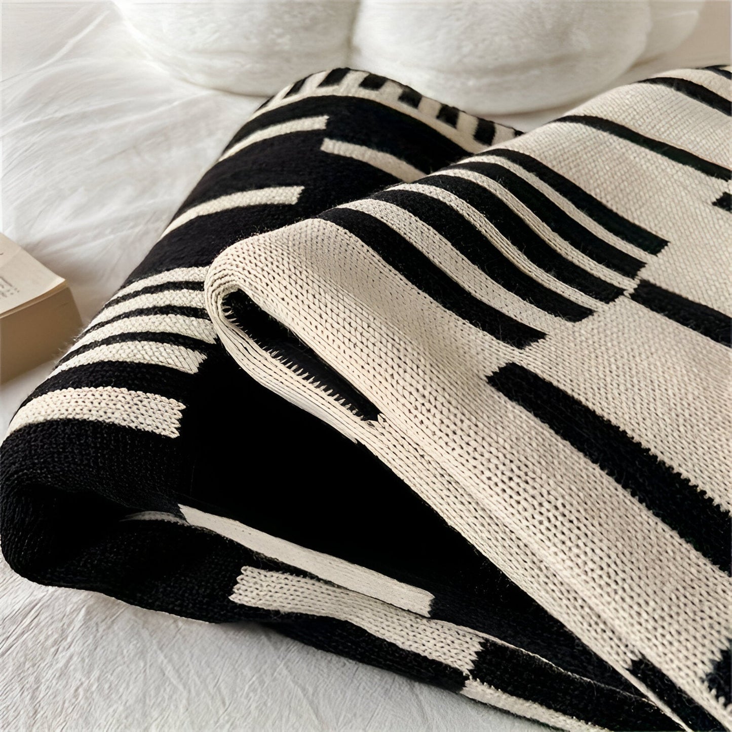 Neutral Dash Plaid - Schwarz Beige Acryl Fleece Decke - Strick Bettwurf