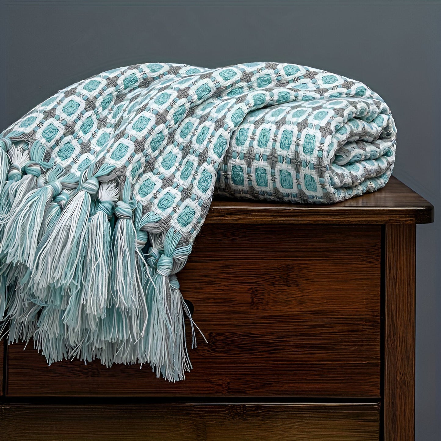 PeaKnit Plaid - Mehrzweckdecke - Lebendige Polyester Fleece-Decke mit Quaste