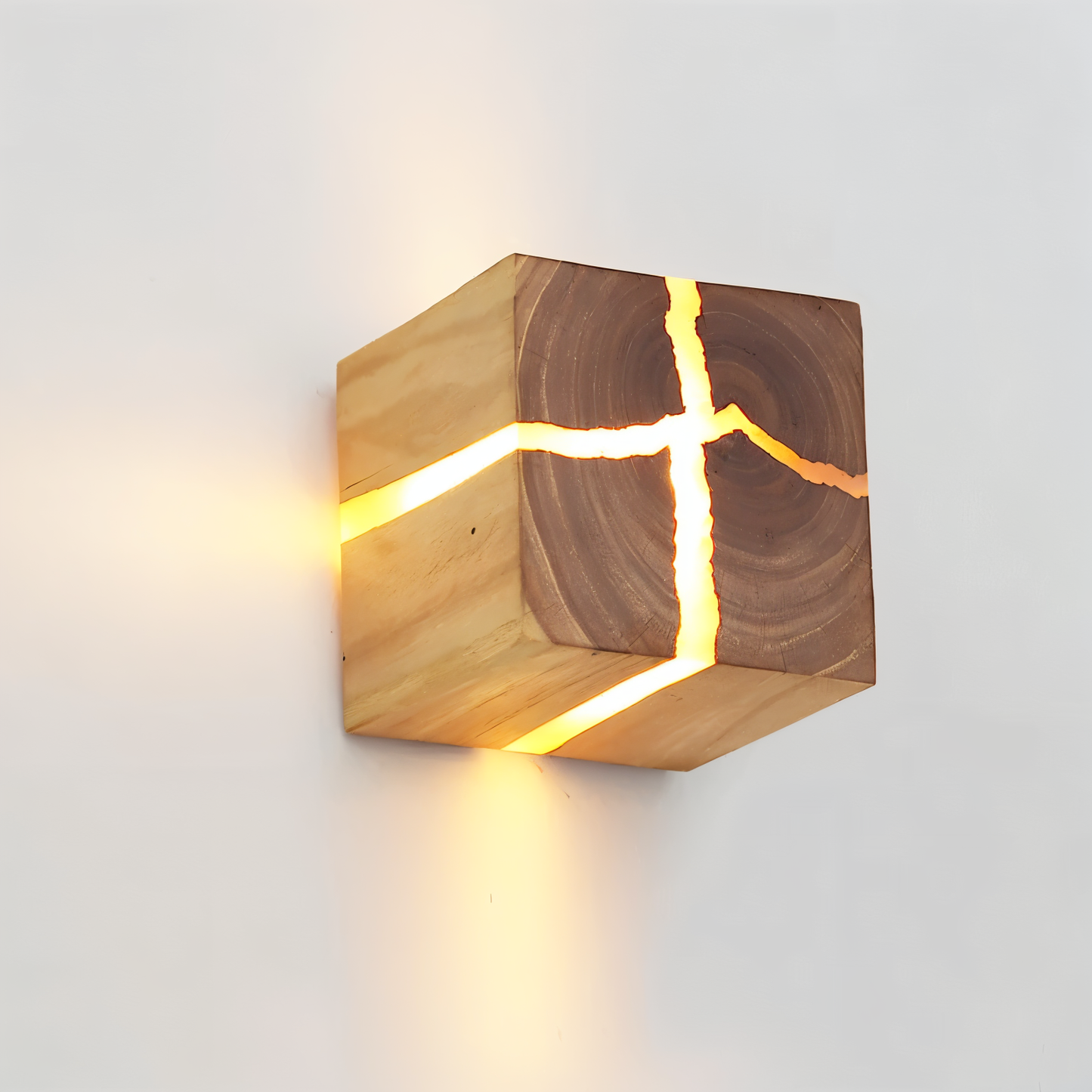 QuadCrackle Wandlicht - Handgefertigte Holz-Wandlampe mit künstlerischem Crackle-Design
