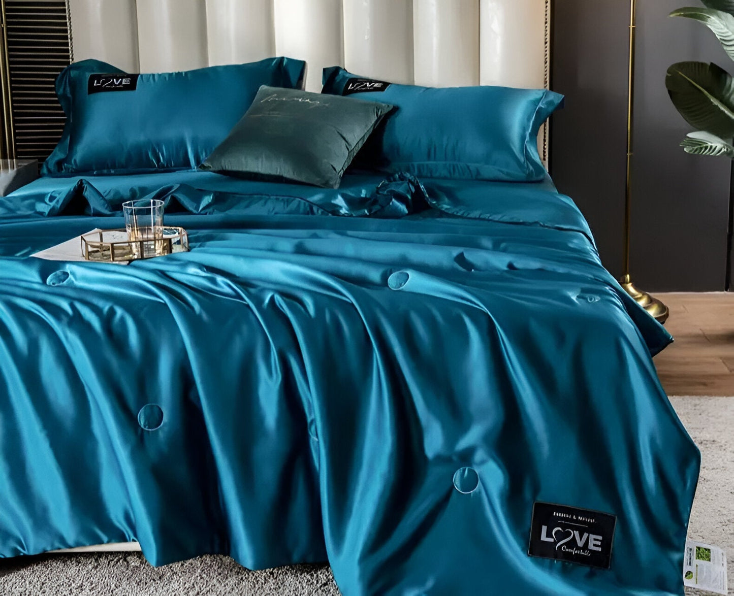 SilkyDream – Luxus Seidenbettdecke für Komfort in allen vier Jahreszeiten