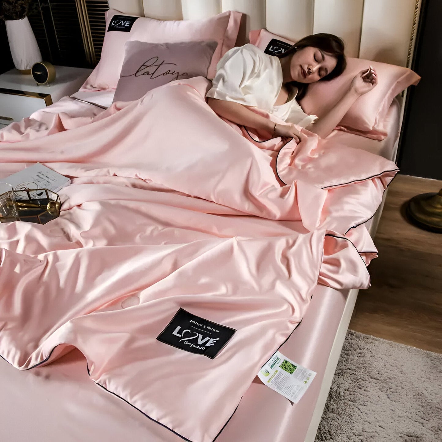 SilkyDream – Luxus Seidenbettdecke für Komfort in allen vier Jahreszeiten