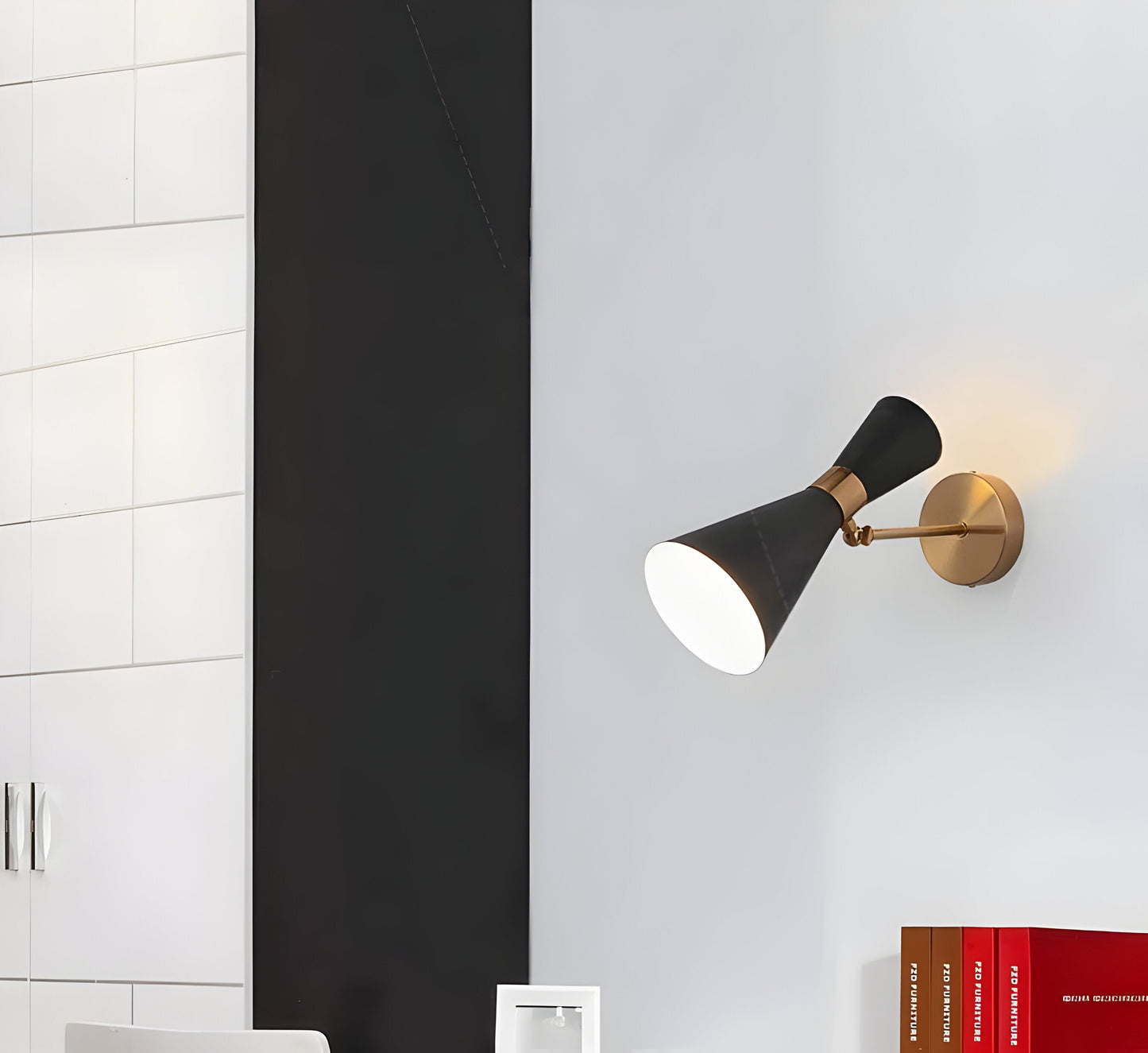 SleekIron Wandleuchte - Minimalistische Schwarz/Weiß Wandleuchte - Verstellbare Up Down Wandleuchten LED