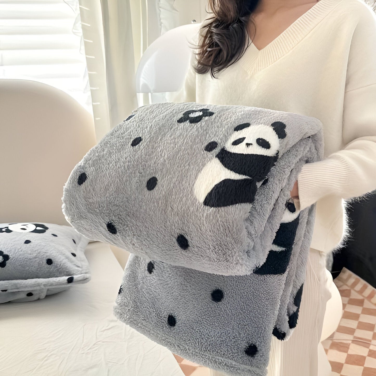 Fleece-Decke mit buntem Karomuster für gemütliche Wohnkultur