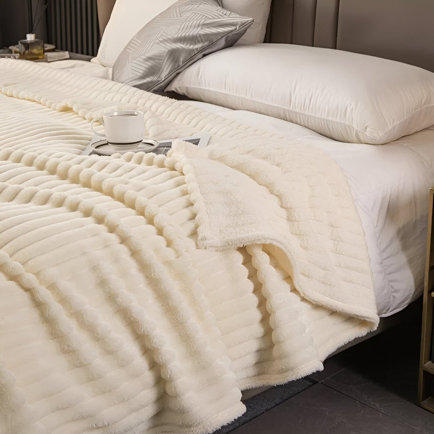StripyLux Plaid - Weich, Atmungsaktiv Gerippte Fleece Decke - Dicke Plüsch Werfen Decke