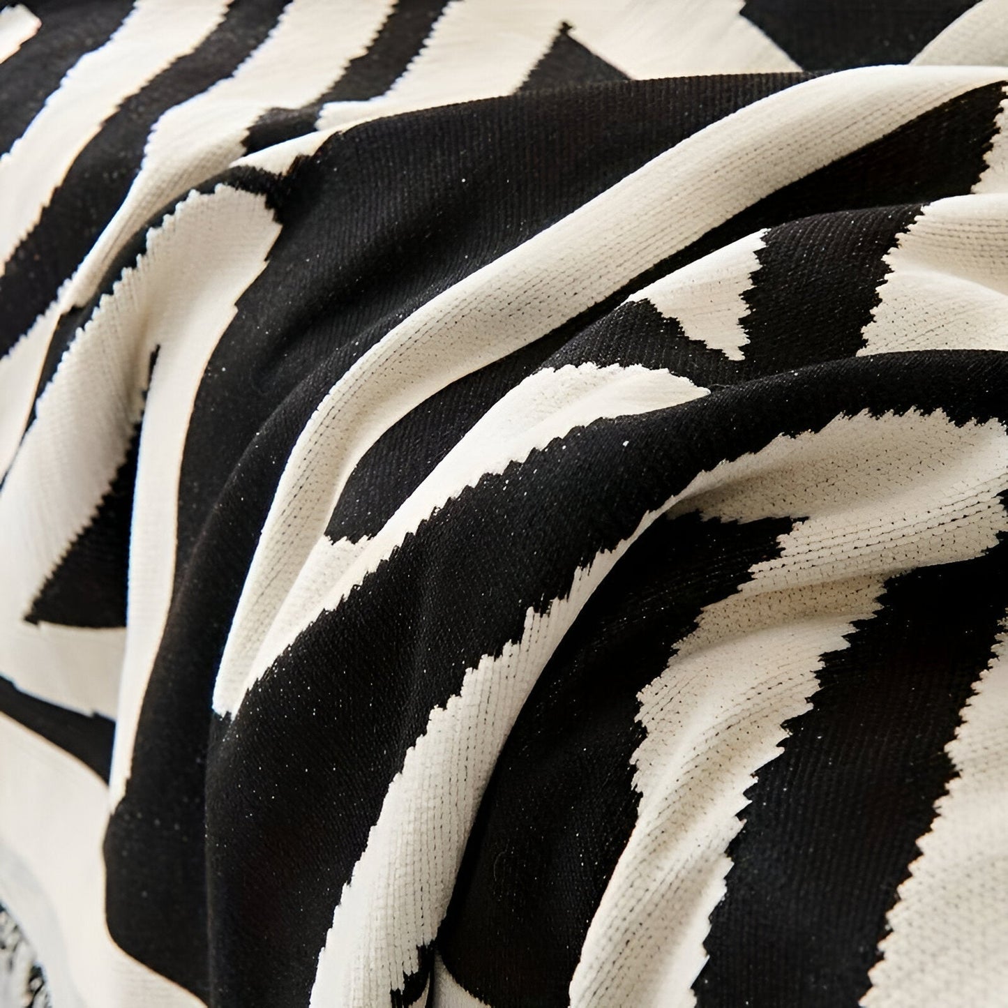 Garduru - Premium Chenille-Decke