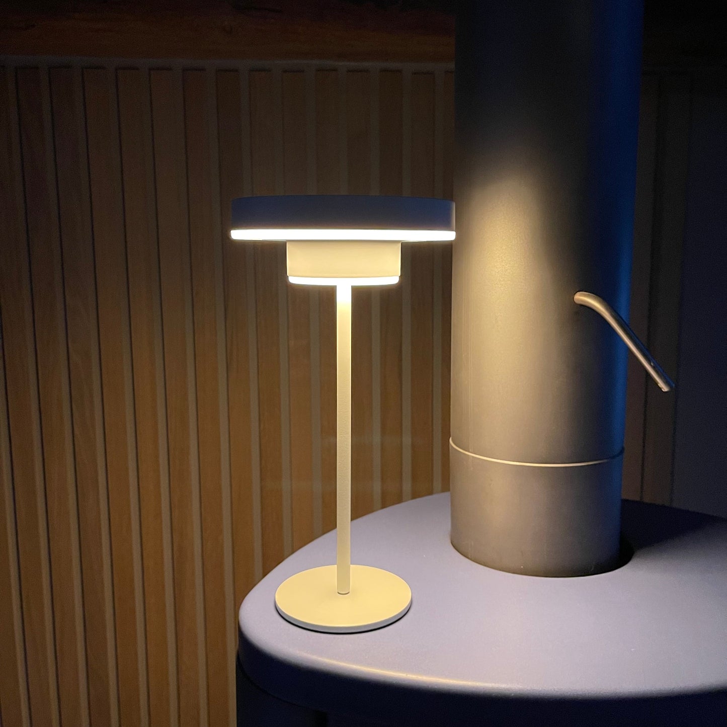 Elegante Outdoor Lampe Solarenergie - Solar Wandleuchte für Garten und Terrasse
