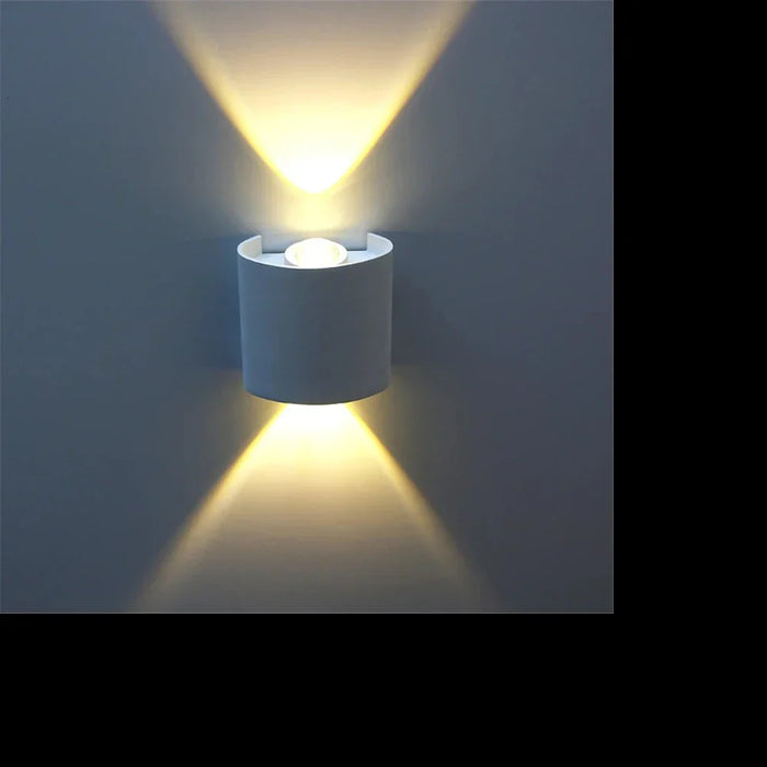 LuxRoyale ElementProof Wasserdichte Wandlampe - Außen-LED-Leuchte, wetterbeständig