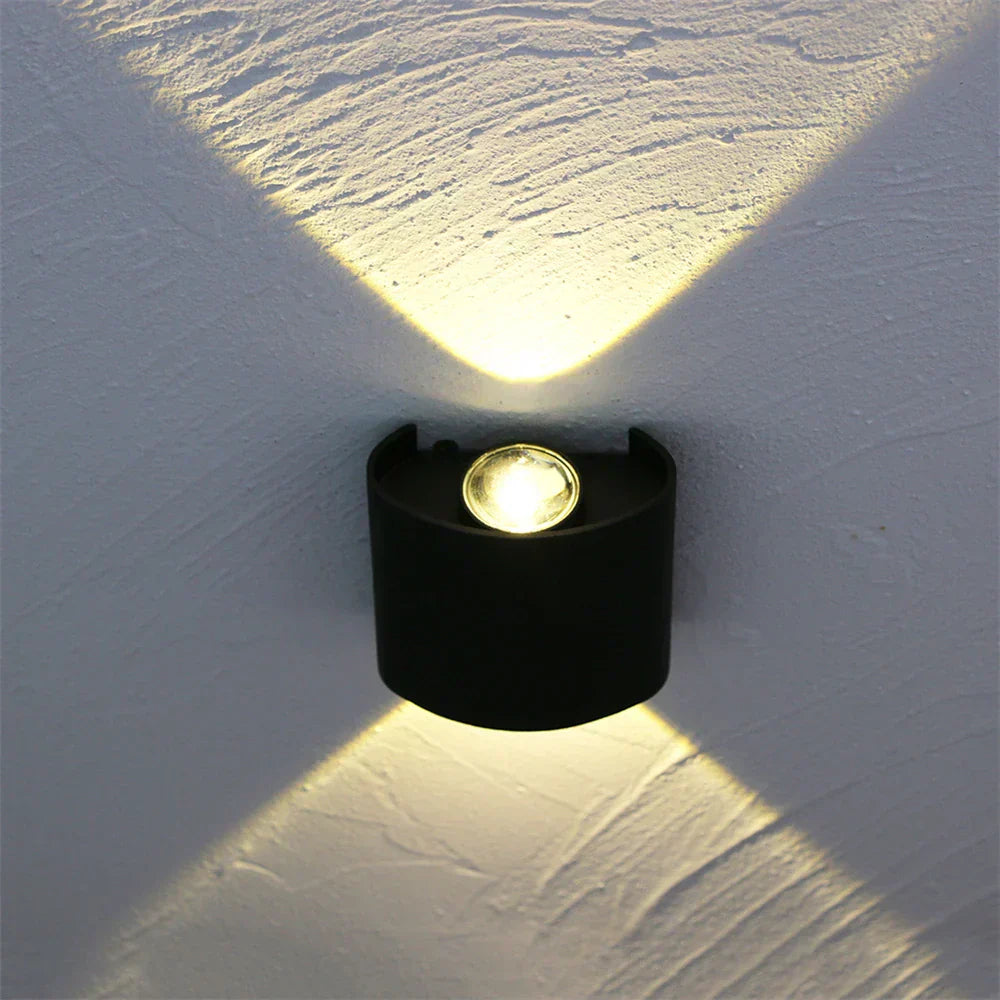 LED Außenwandleuchte - Stilvoll, Wetterfest, Ideal für Haus & Garten