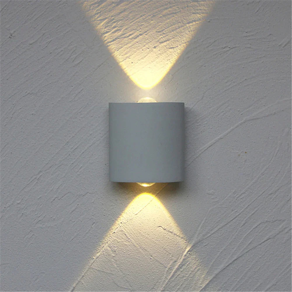 LED Außenwandleuchte - Stilvoll, Wetterfest, Ideal für Haus & Garten
