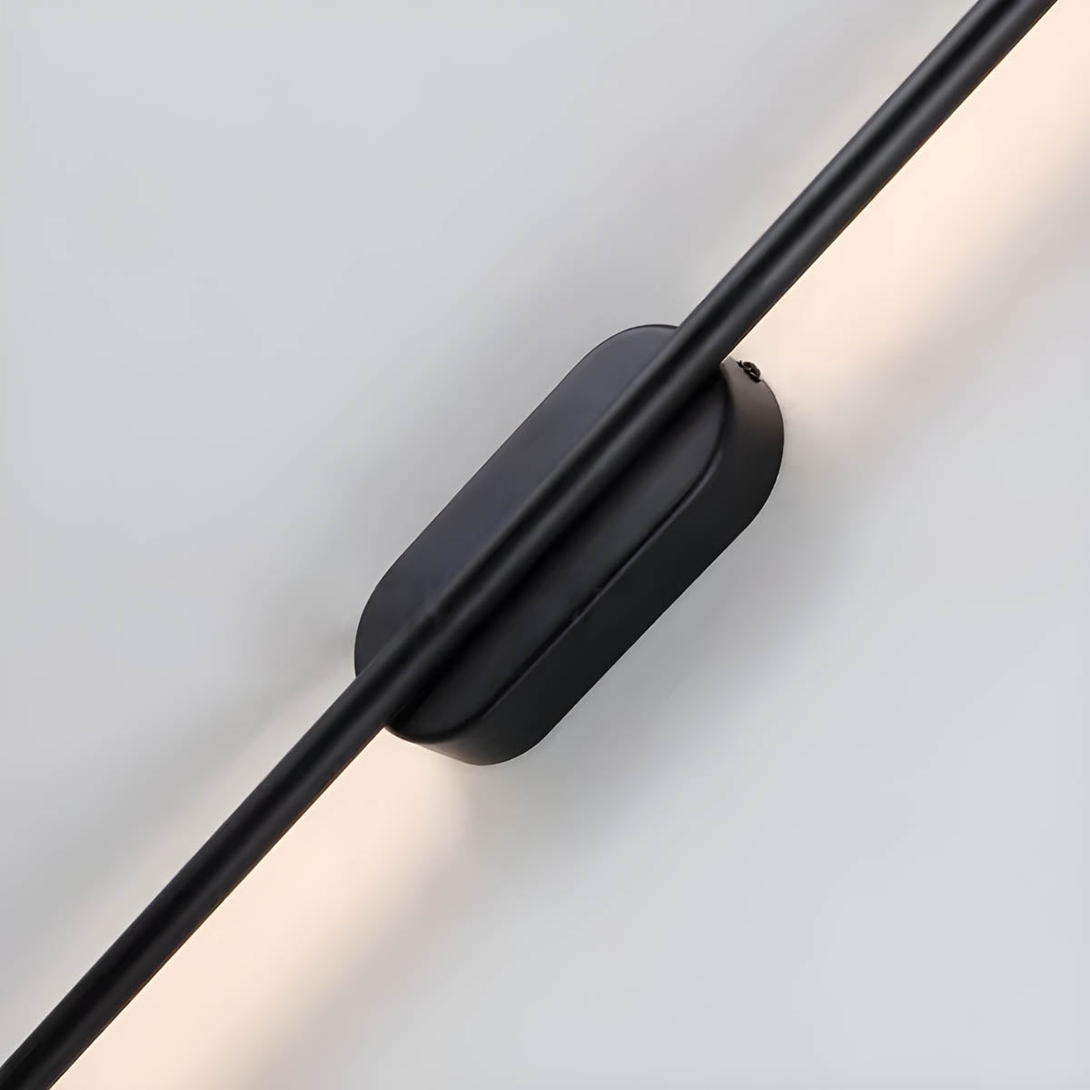 Moderne Wandleuchte Lance – Elegante LED-Beleuchtung aus Aluminium und Silikon
