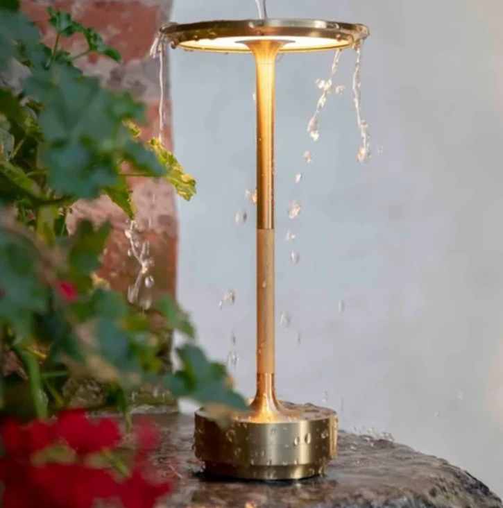 Garduru Tischlampe – Moderne Eleganz und Qualität vereint