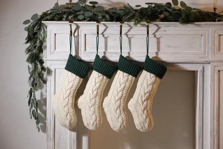 Große Kabelgestrickte Weihnachtsstrumpf - 13 Farben