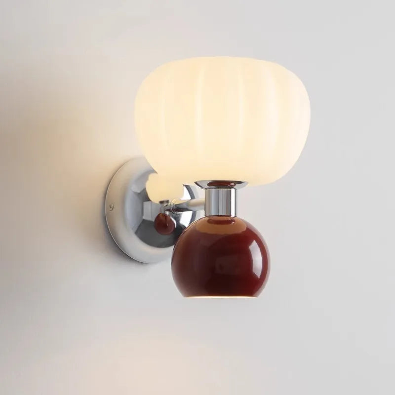 Garduru – Warme Wandlampe