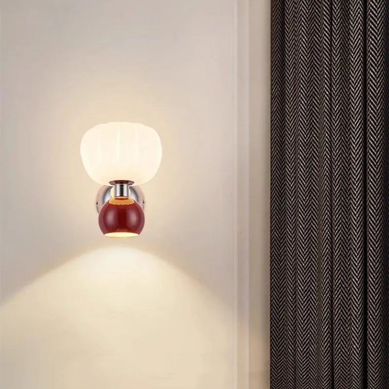 Garduru – Warme Wandlampe