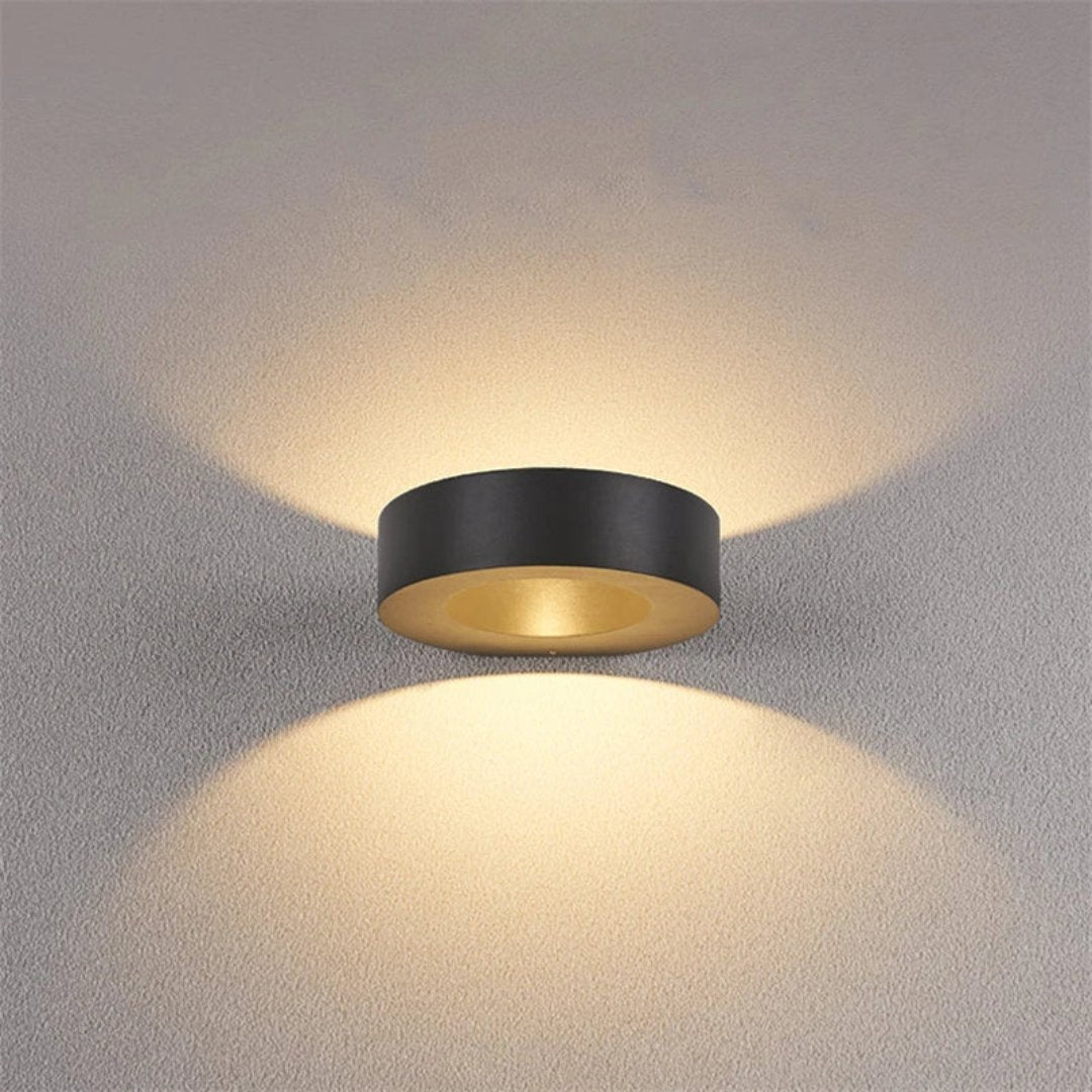 RoyaleGlow UrbanShine Wandlampe - Modernes LED mit warmem Umgebungslicht
